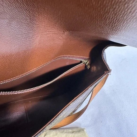 Louis Vuitton Crossbody Bag - Picture 8 of 10